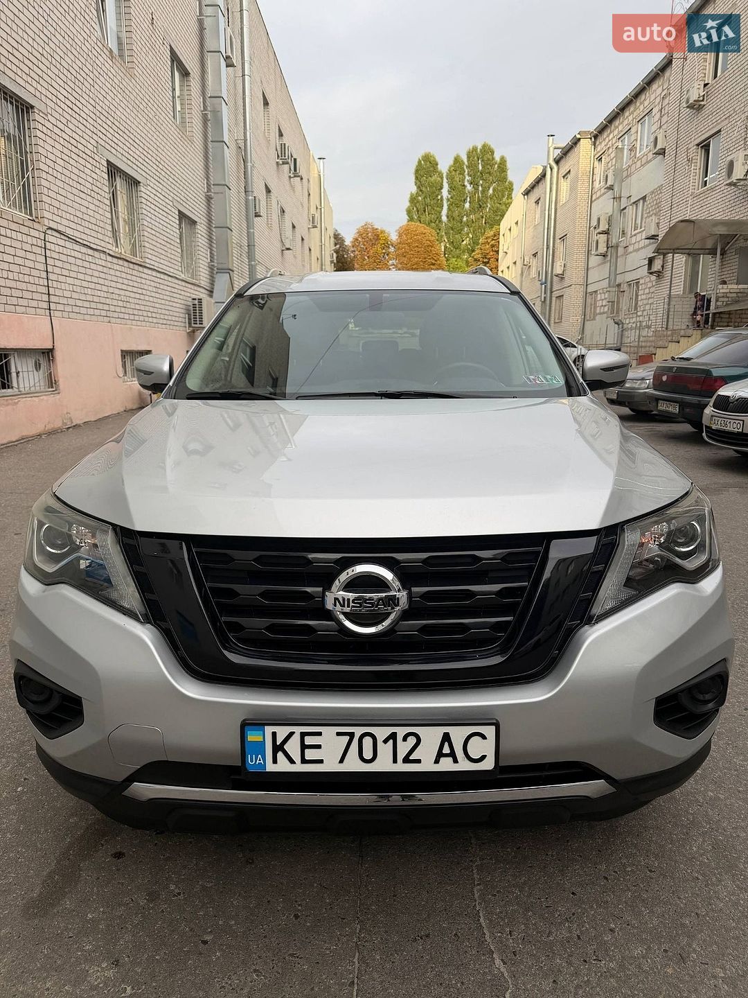 Nissan Pathfinder 2018 VIN 5N1DR2MM7KC589755 фото оголошення 3 з 25