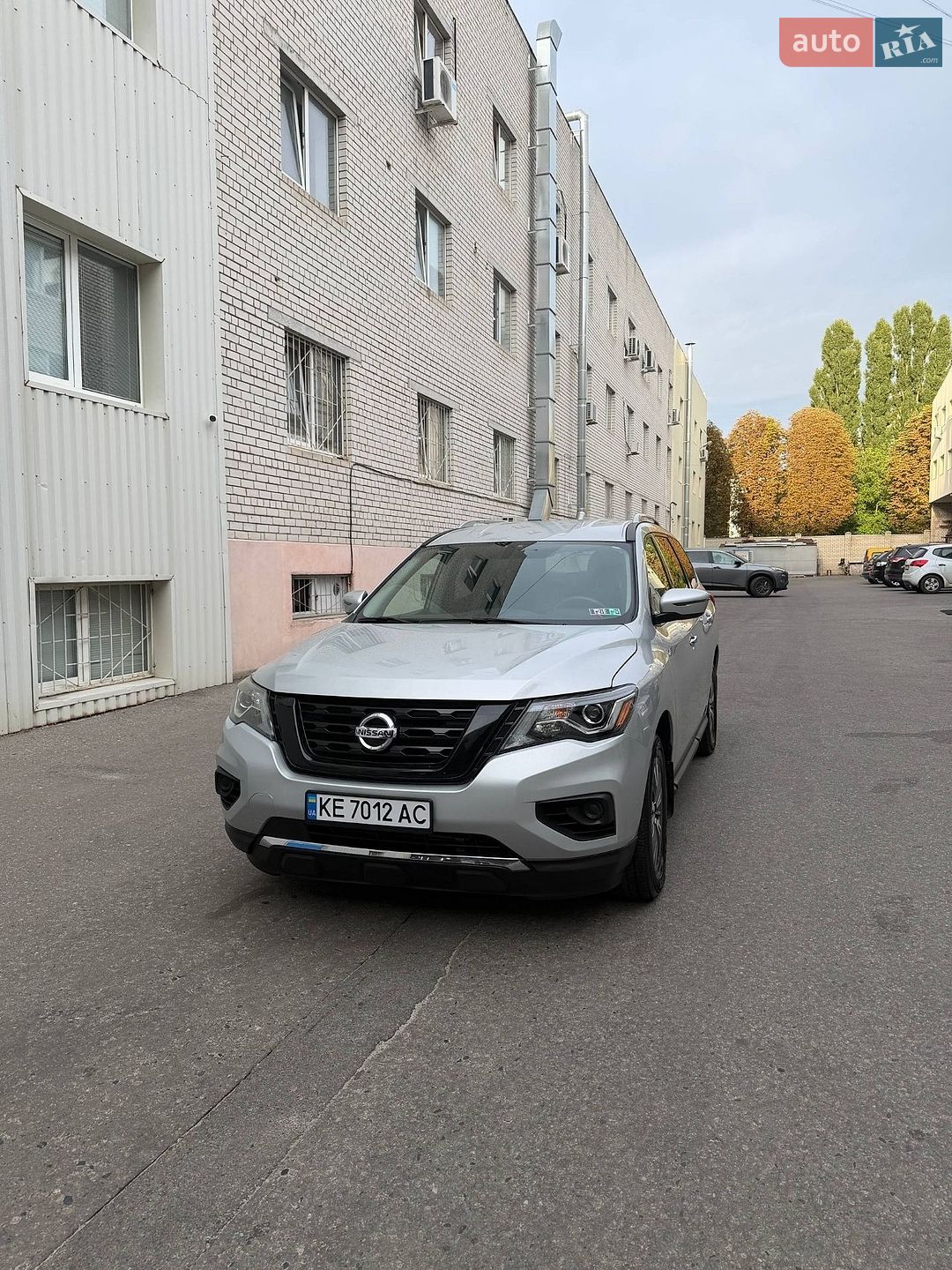 Nissan Pathfinder 2018 VIN 5N1DR2MM7KC589755 фото оголошення 5 з 25