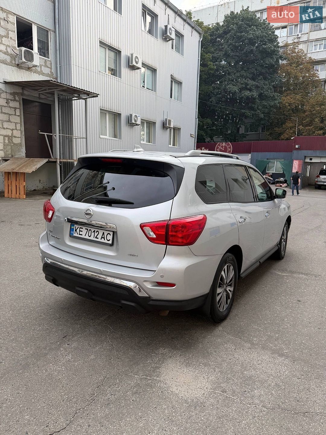 Nissan Pathfinder 2018 VIN 5N1DR2MM7KC589755 фото оголошення 6 з 25