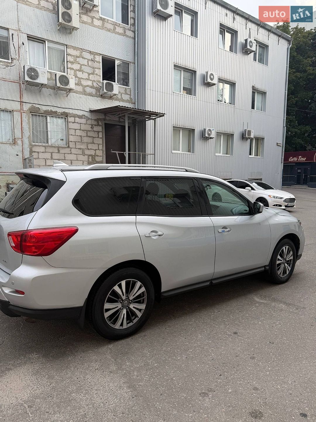 Nissan Pathfinder 2018 VIN 5N1DR2MM7KC589755 фото оголошення 7 з 25