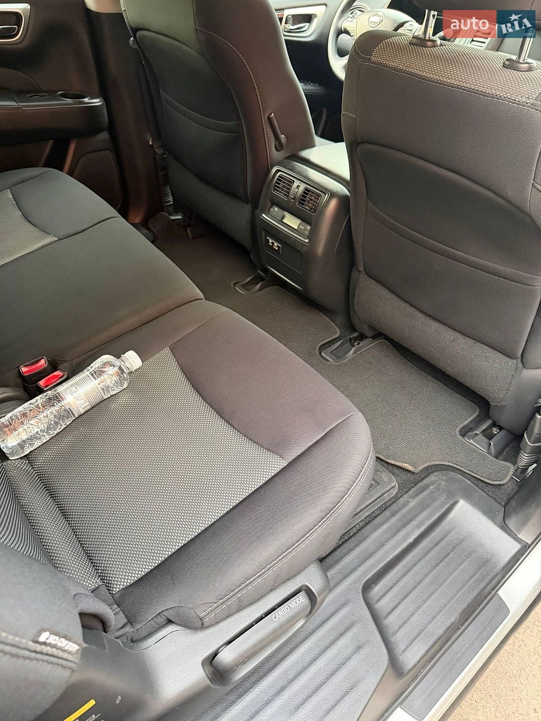 Nissan Pathfinder 2018 VIN 5N1DR2MM7KC589755 фото оголошення 22 з 25