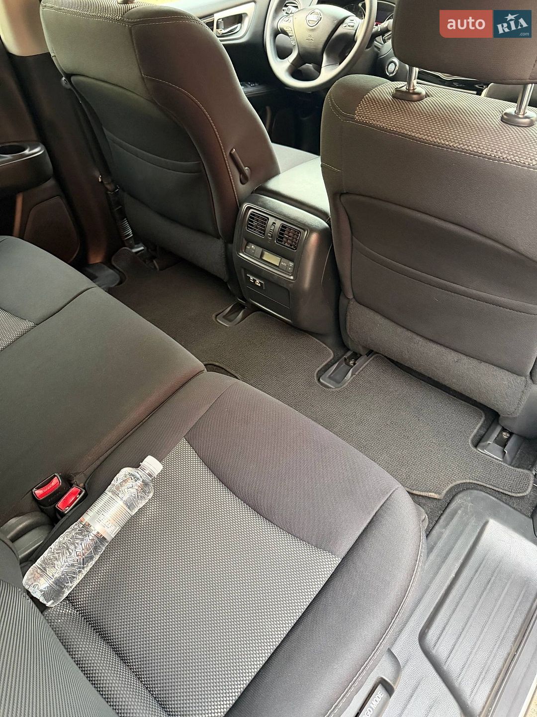Nissan Pathfinder 2018 VIN 5N1DR2MM7KC589755 фото оголошення 24 з 25