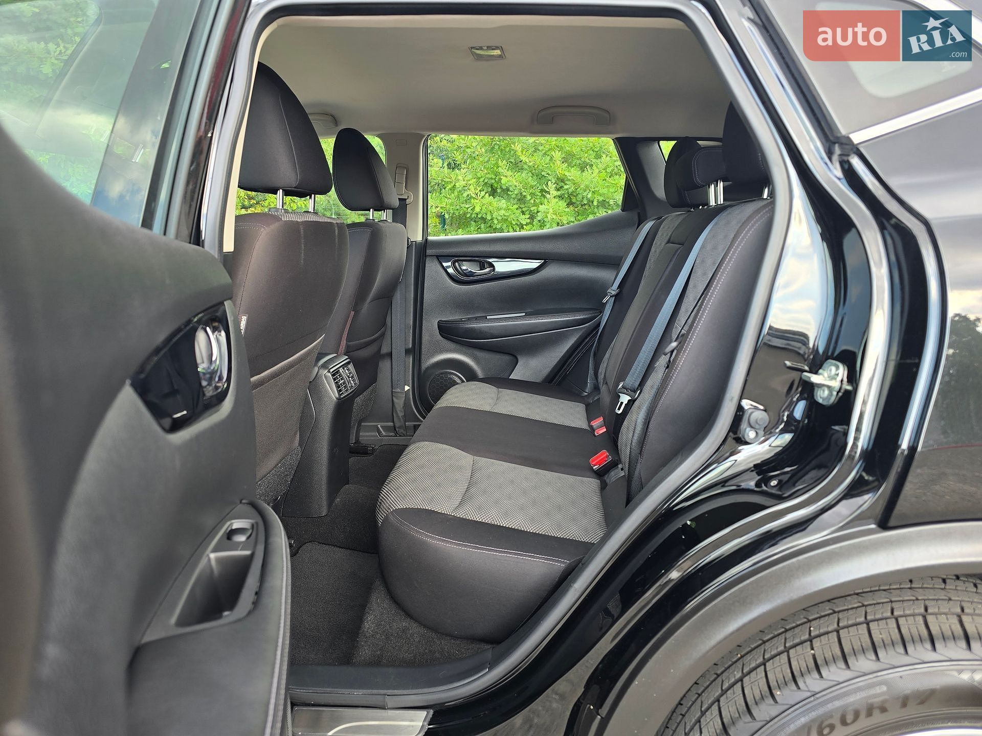 Nissan Rogue Sport 2019 VIN JN1BJ1CP3KW236066 фото оголошення 39 з 57