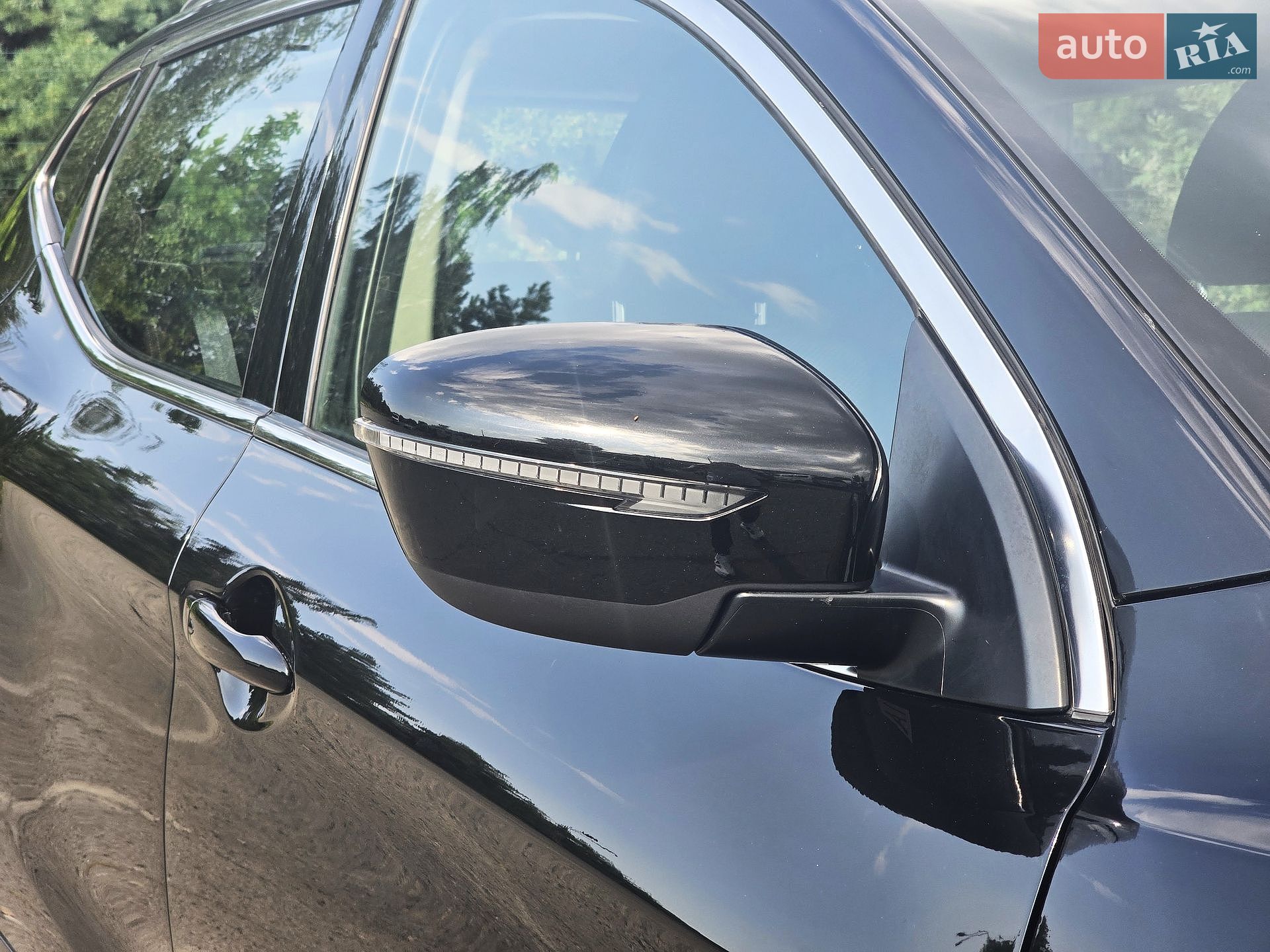 Nissan Rogue Sport 2019 VIN JN1BJ1CP3KW236066 фото оголошення 11 з 57