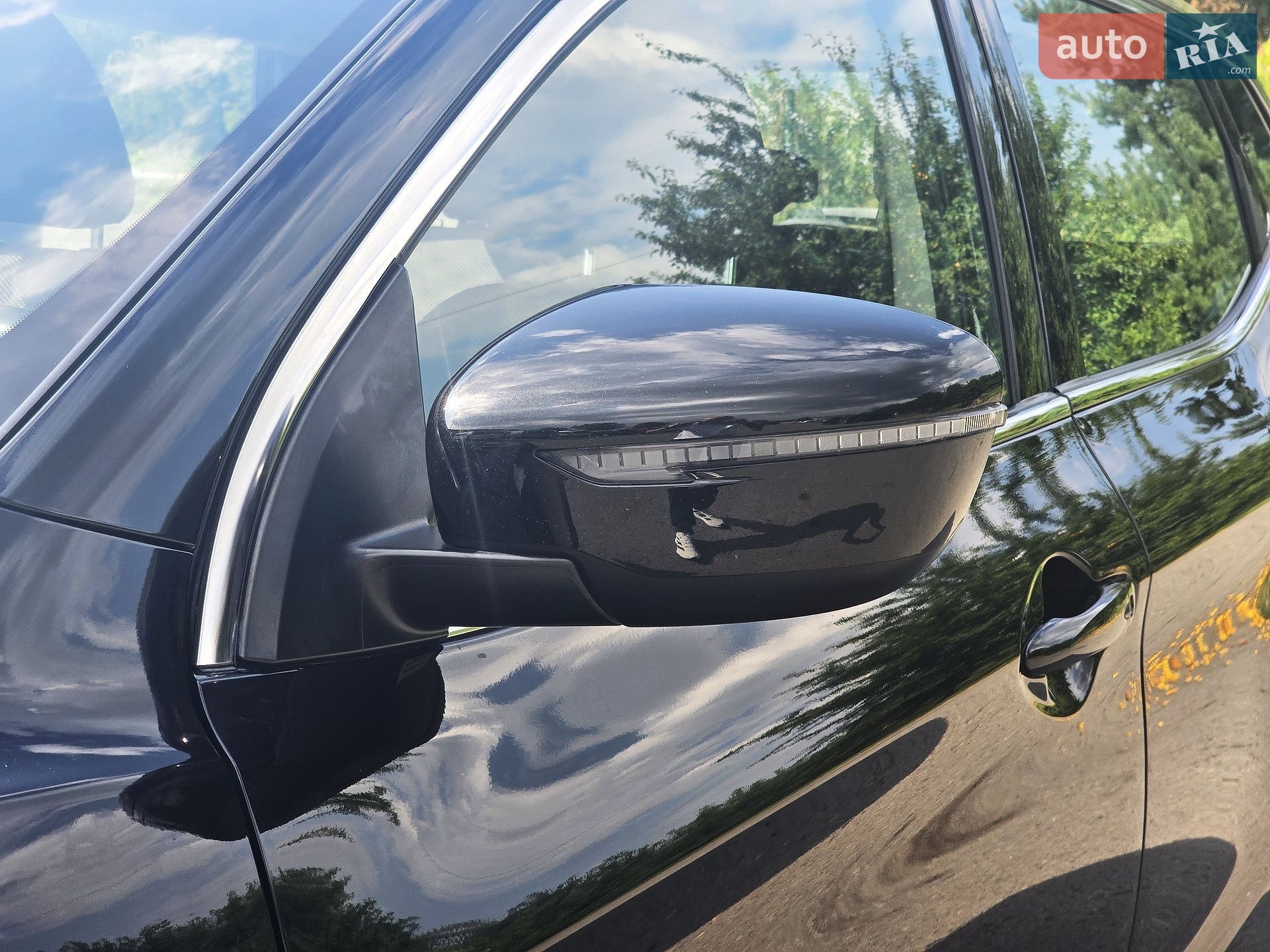 Nissan Rogue Sport 2019 VIN JN1BJ1CP3KW236066 фото оголошення 14 з 57