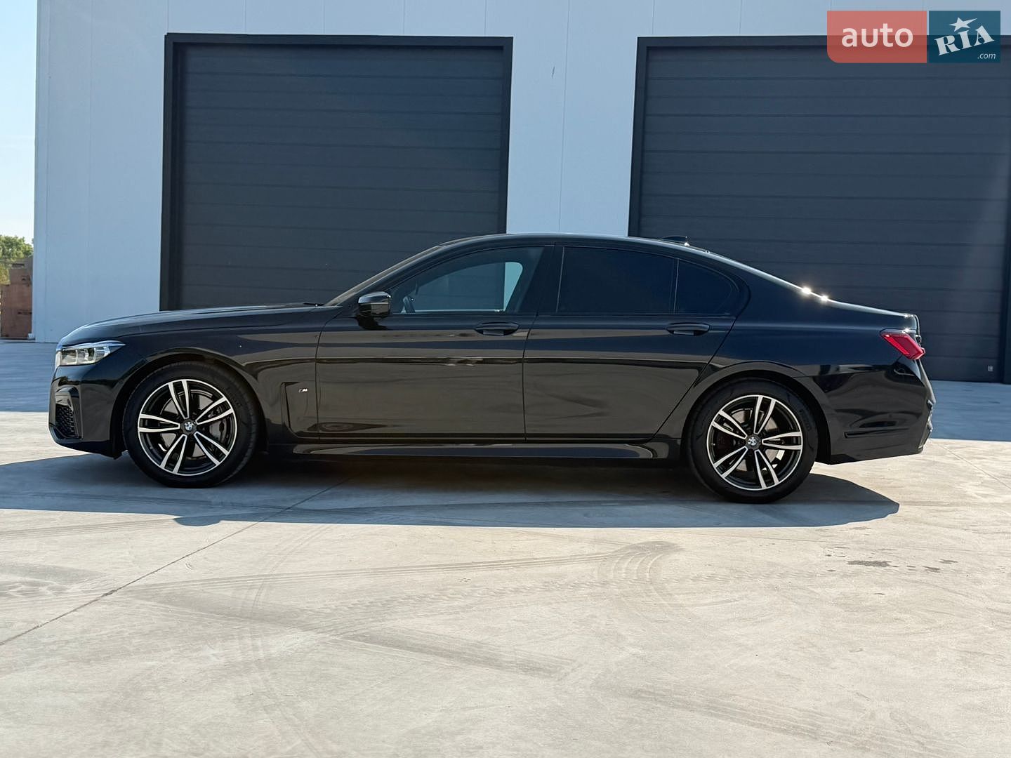 BMW 7 Series 2022 VIN WBA7B81030CG88404 фото оголошення 14 з 65