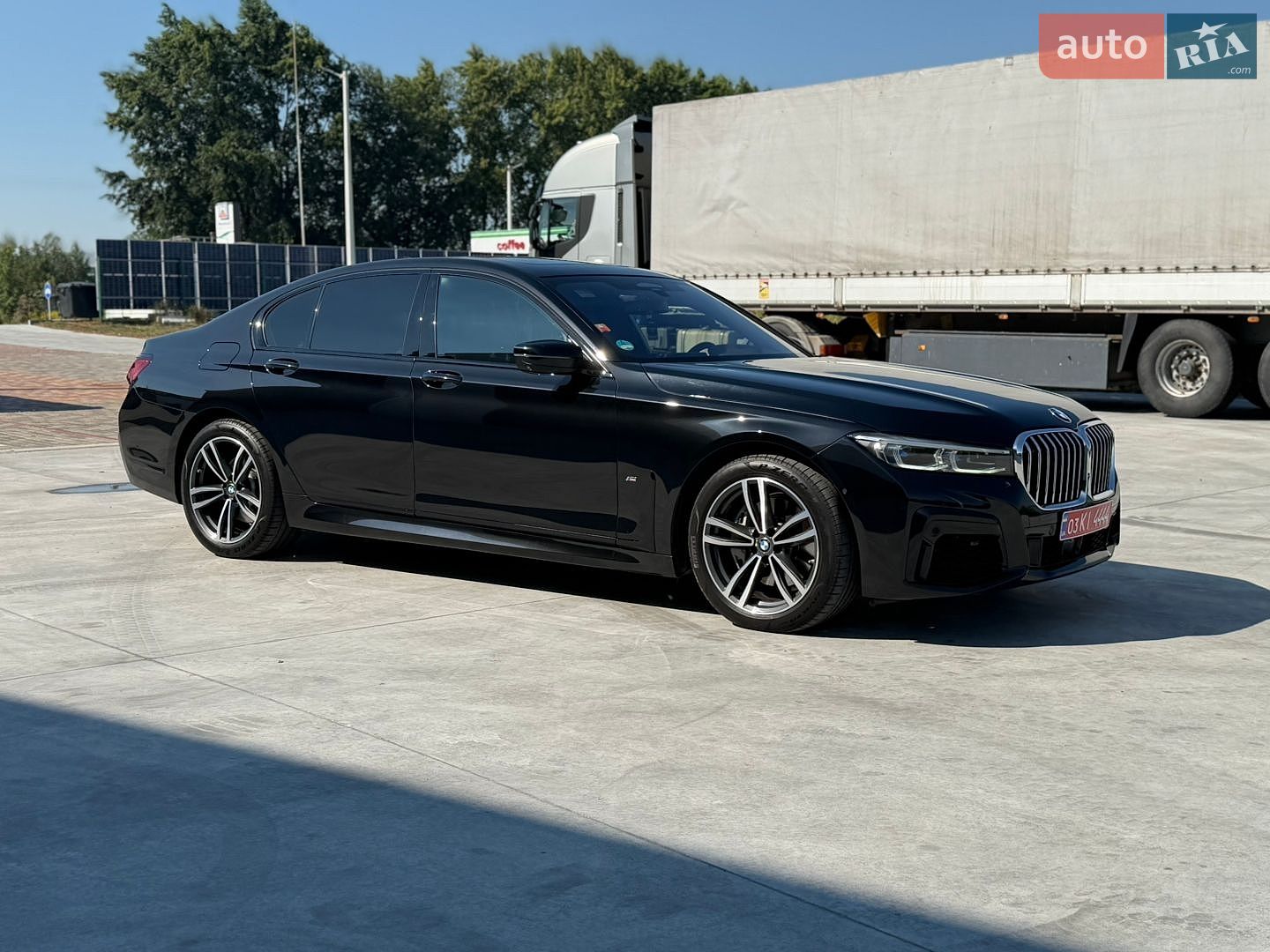 BMW 7 Series 2022 VIN WBA7B81030CG88404 фото оголошення 17 з 65