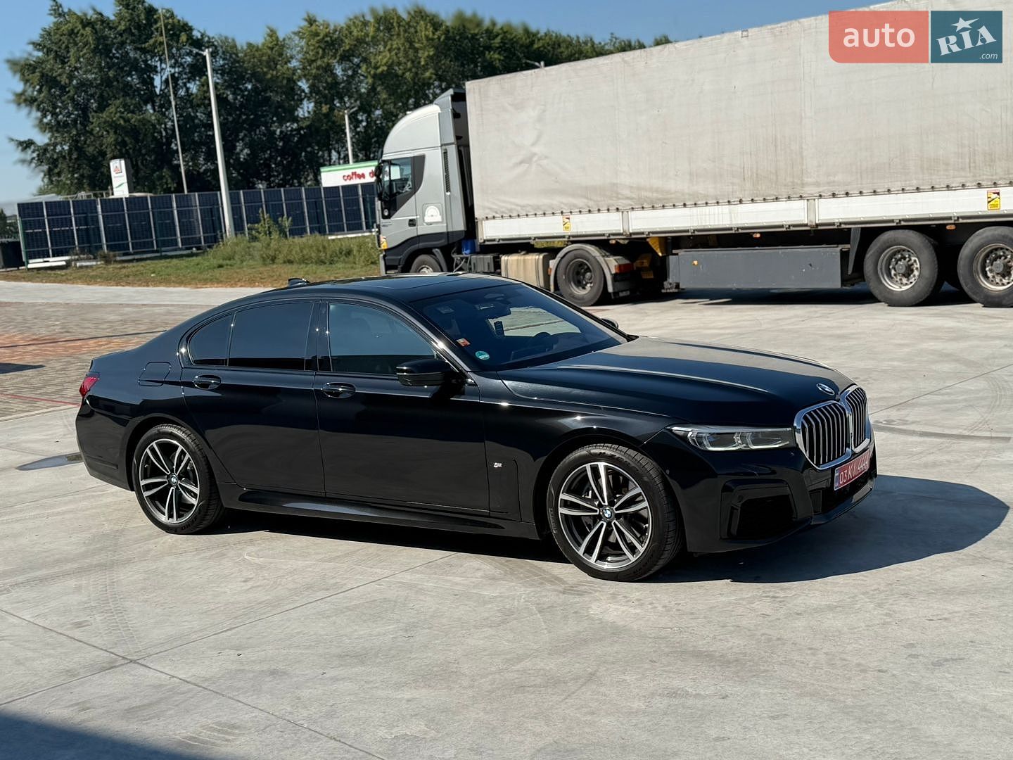 BMW 7 Series 2022 VIN WBA7B81030CG88404 фото оголошення 18 з 65