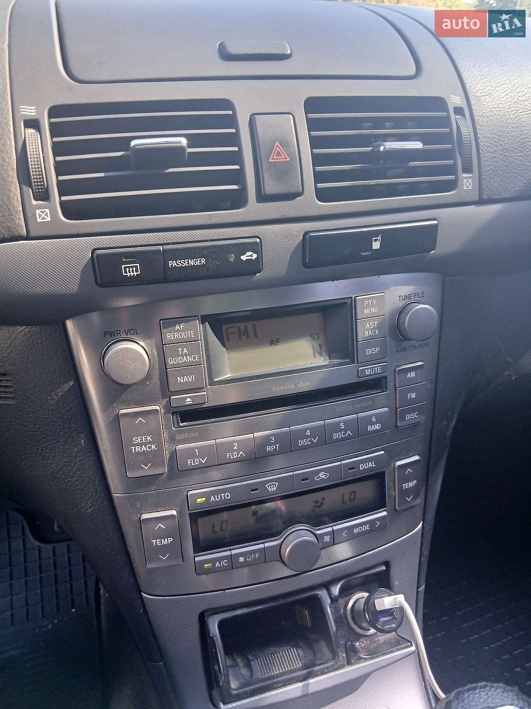 Toyota Avensis 2006 VIN SB1BR56LX0E165204 фото оголошення 10 з 18