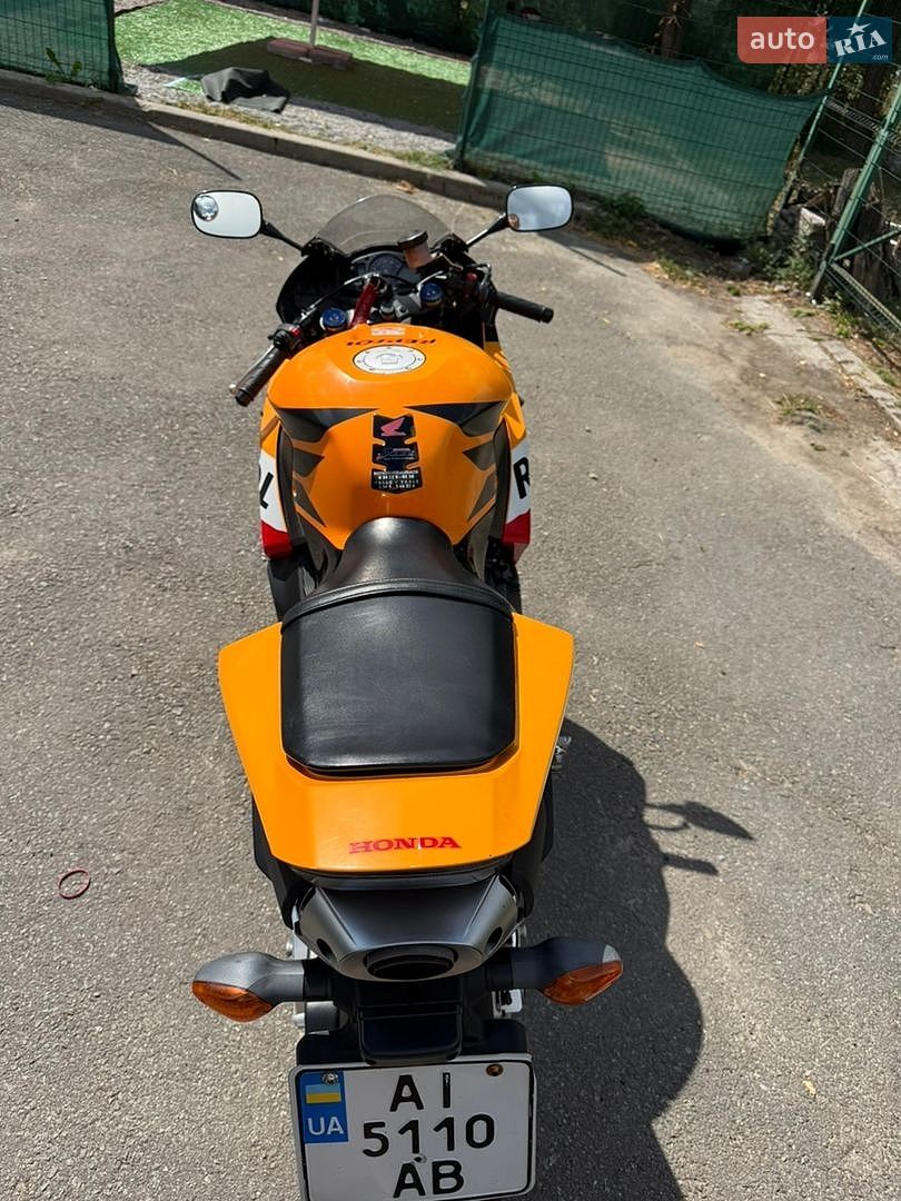 Honda CBR 600RR 2015 VIN JH2PC40L0DK000170 фото оголошення 6 з 14