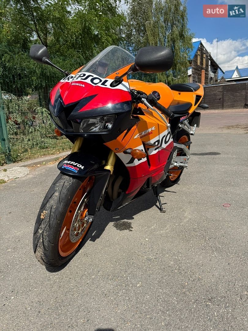 Honda CBR 600RR 2015 VIN JH2PC40L0DK000170 фото оголошення 9 з 14