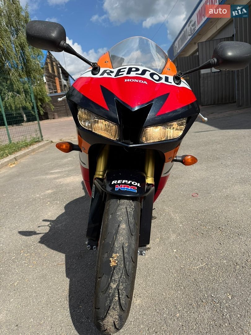 Honda CBR 600RR 2015 VIN JH2PC40L0DK000170 фото оголошення 12 з 14