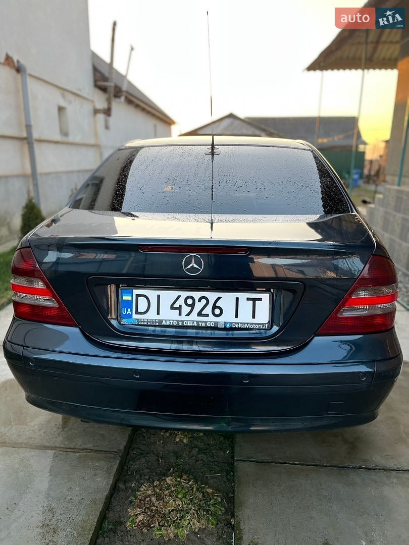 Mercedes-Benz C-Class 2005 VIN WDB2030081F696276 фото оголошення 2 з 6