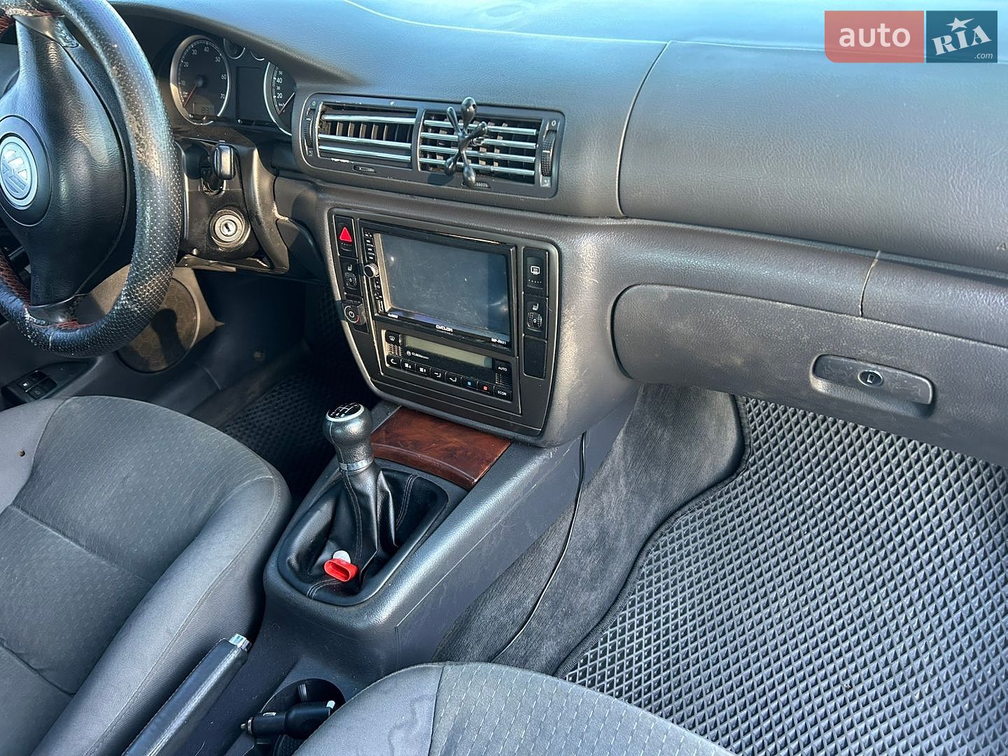 Volkswagen Passat 2004 VIN WVWZZZ3BZ5Z000063 фото оголошення 17 з 24