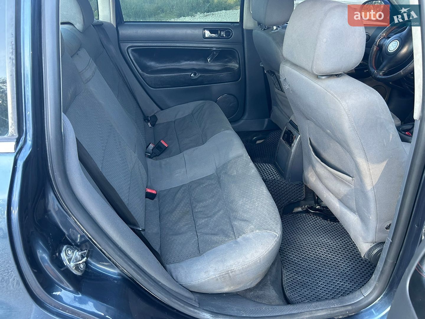 Volkswagen Passat 2004 VIN WVWZZZ3BZ5Z000063 фото оголошення 18 з 24