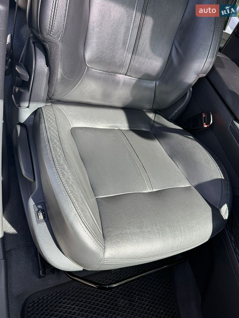 Peugeot 3008 2014 VIN VF30URHHAES057135 фото оголошення 30 з 37