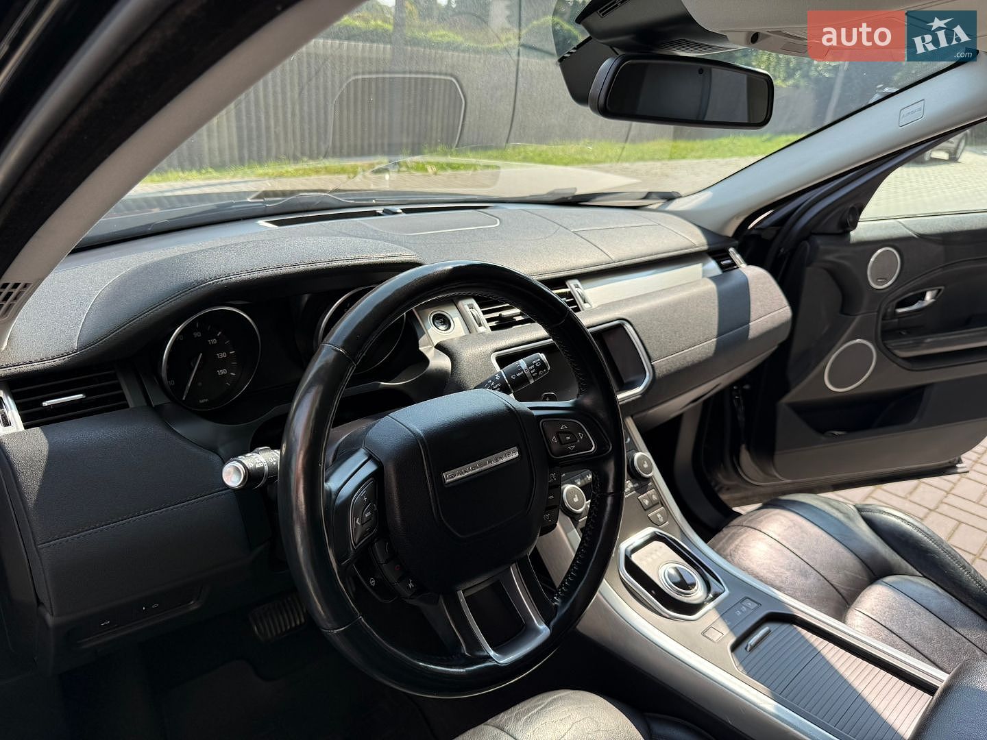 Land Rover Range Rover Evoque 2017 VIN SALVP2BG7HH188500 фото оголошення 10 з 19