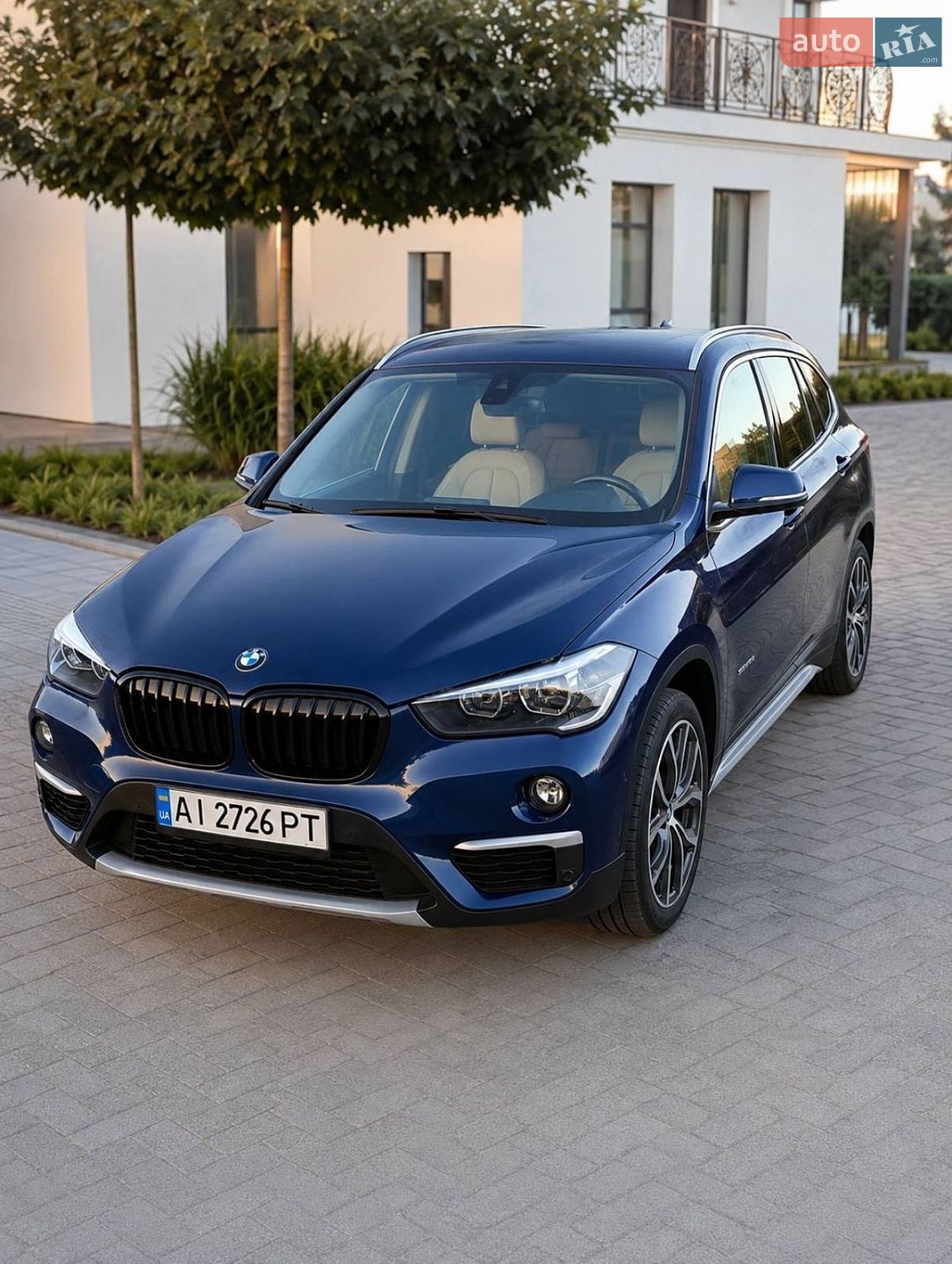 BMW X1 2018 VIN WBXHU7C32J5H45459 фото оголошення 4 з 20