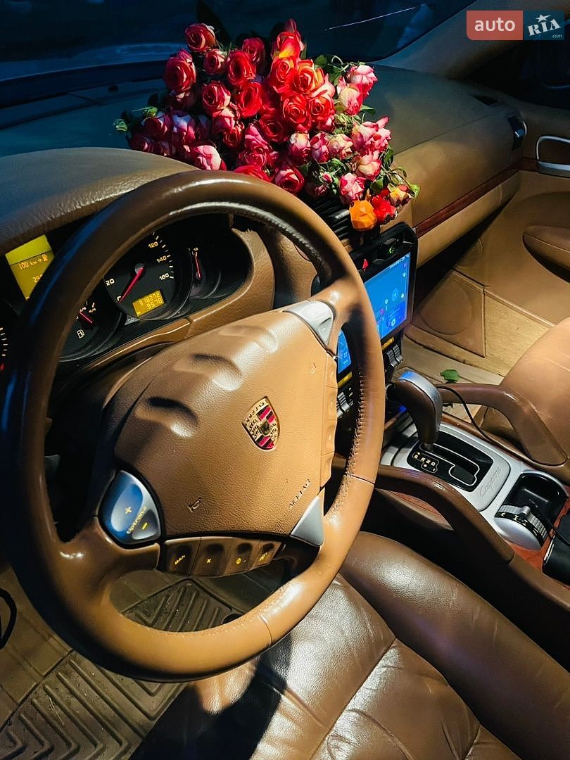 Porsche Cayenne 2005 VIN WP1AA29P35LA20616 фото оголошення 2 з 12