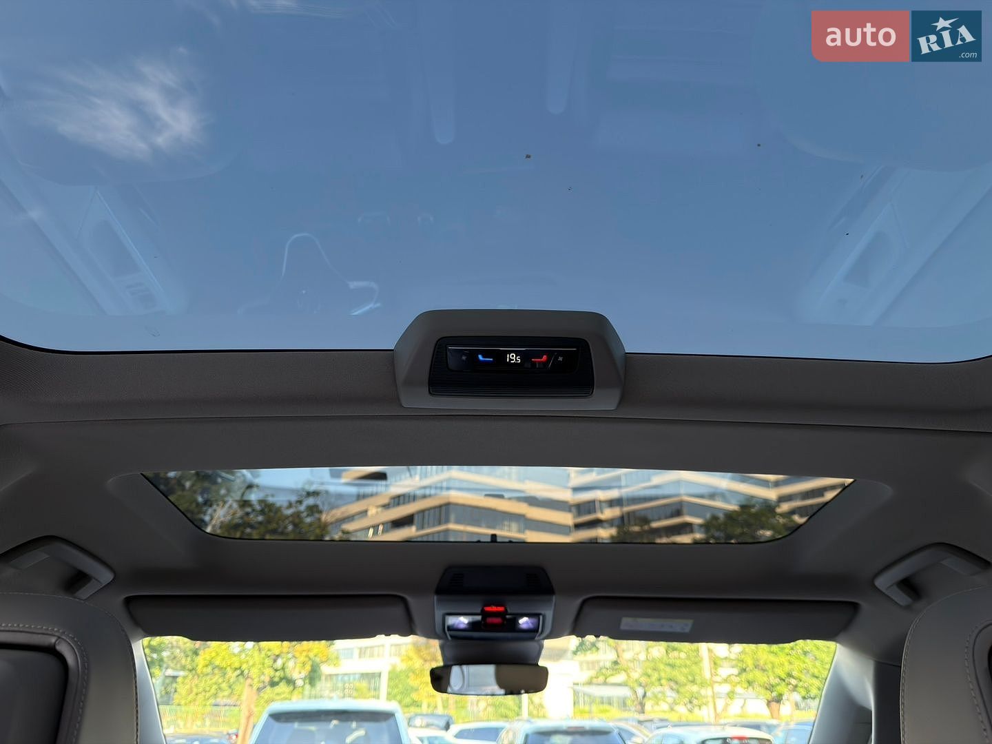 Volkswagen Multivan 2021 VIN WV2ZZZSTZNH000628 фото оголошення 19 з 42