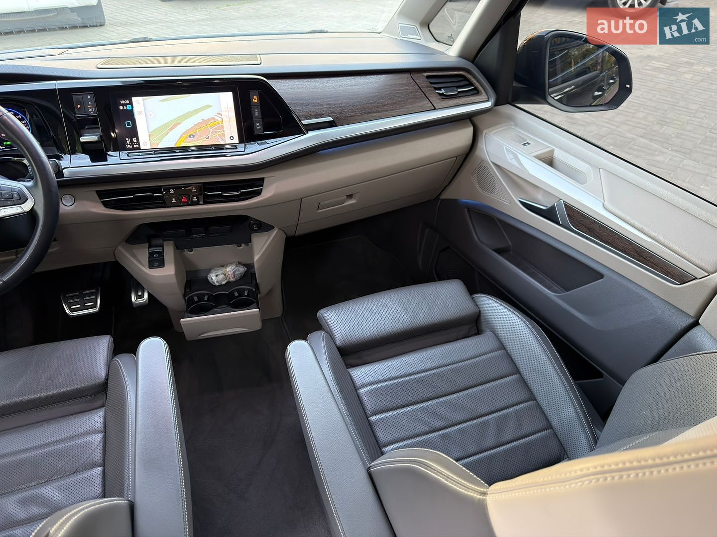 Volkswagen Multivan 2021 VIN WV2ZZZSTZNH000628 фото оголошення 20 з 42