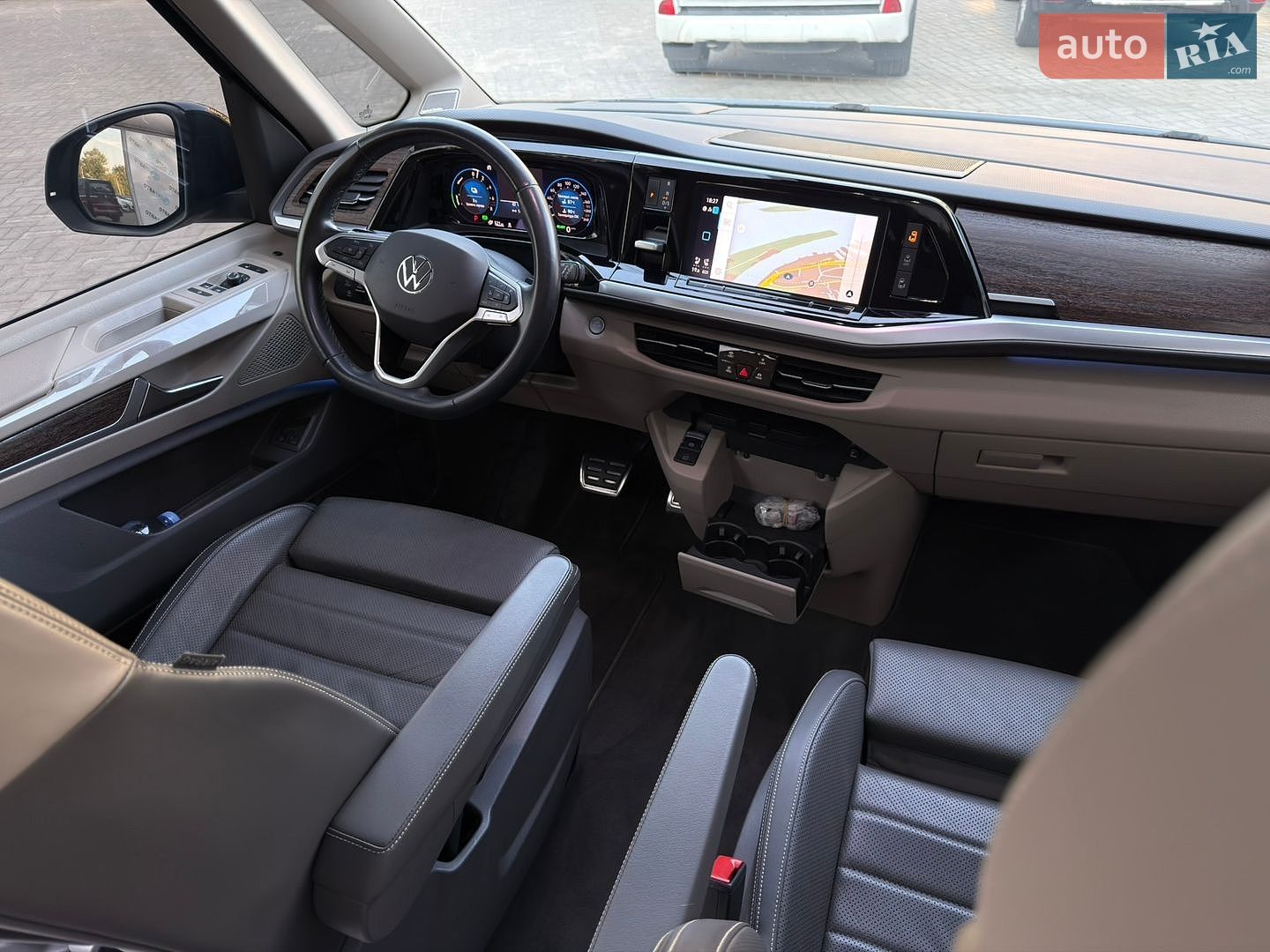 Volkswagen Multivan 2021 VIN WV2ZZZSTZNH000628 фото оголошення 22 з 42