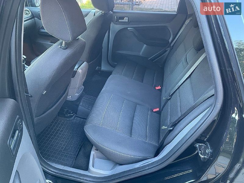 Ford Focus 2008 VIN WF0SXXGCDS8K23569 фото оголошення 19 з 30