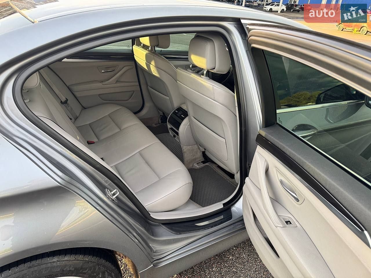 BMW 5 Series 2011 VIN WBAFP31080C623786 фото оголошення 10 з 24