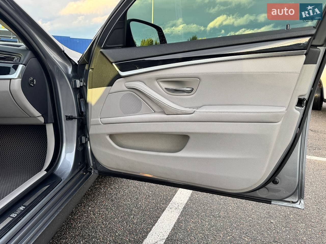 BMW 5 Series 2011 VIN WBAFP31080C623786 фото оголошення 13 з 24