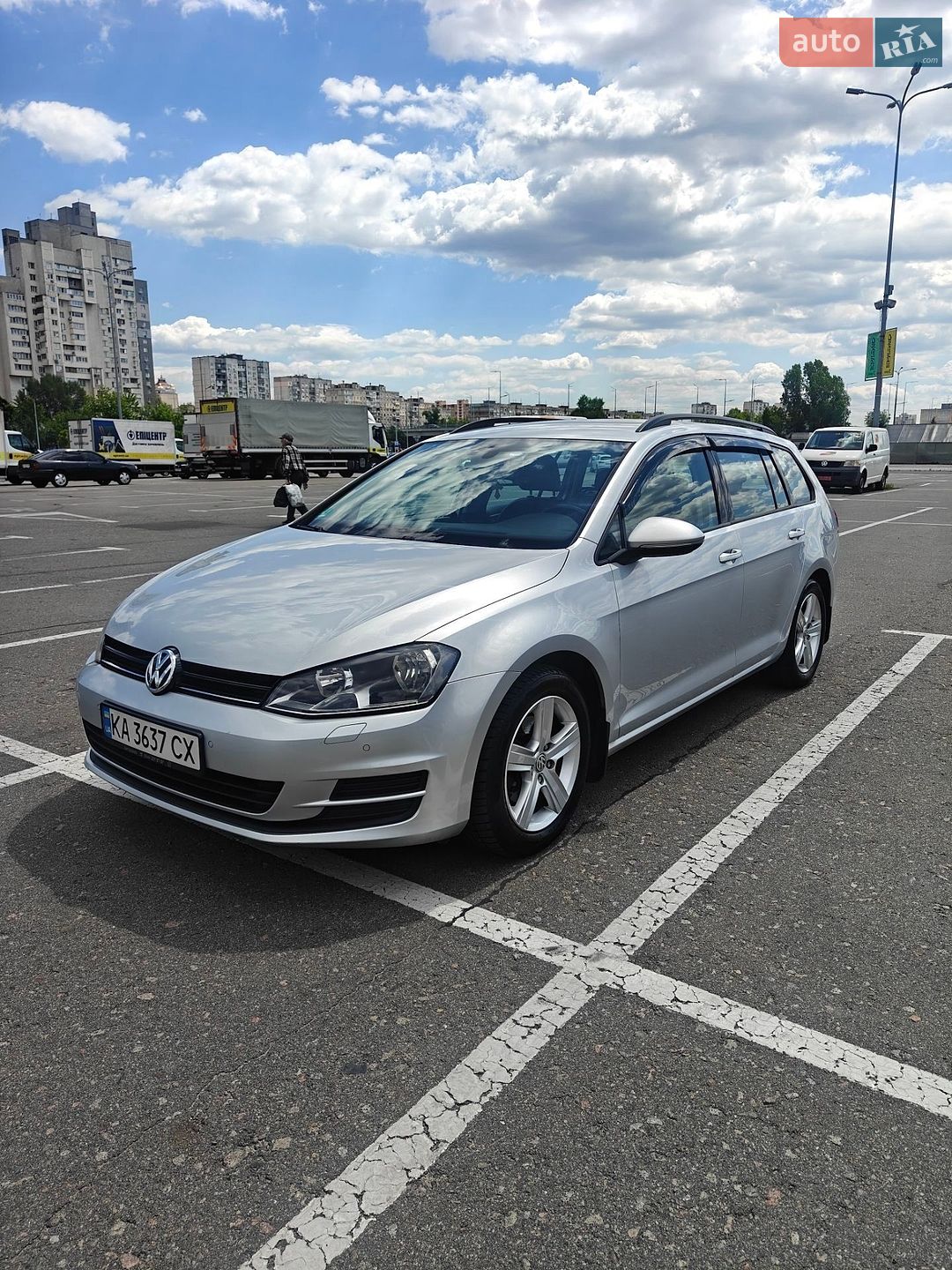 Volkswagen Golf 2016 VIN WVWZZZAUZGP633410 фото оголошення 21 з 47