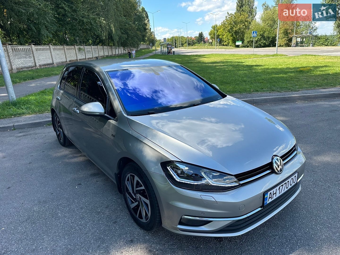 Volkswagen Golf 2018 VIN WVWZZZAUZKW030178 фото оголошення 3 з 22