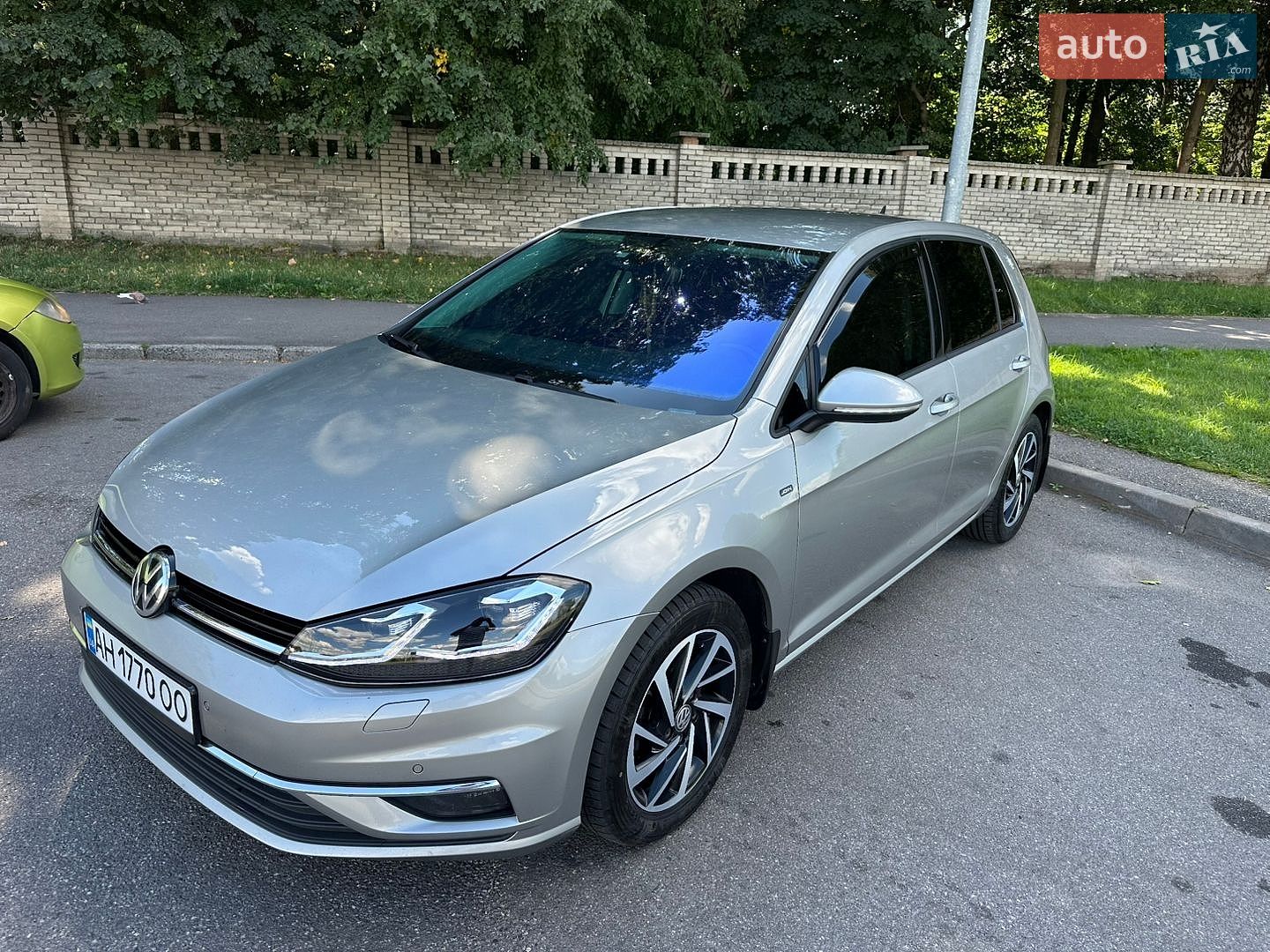 Volkswagen Golf 2018 VIN WVWZZZAUZKW030178 фото оголошення 4 з 22