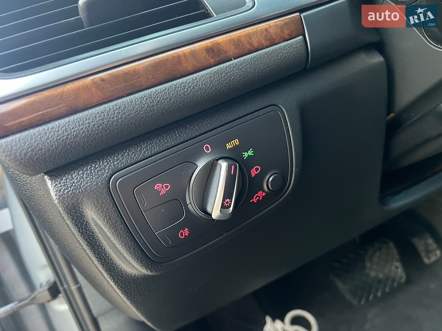 Audi A6 2012 VIN WAUZZZ4G0DN020747 фото оголошення 21 з 52