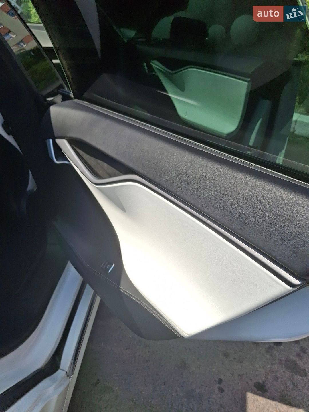 Tesla Model S 2020 VIN 5YJSA1E22LF412724 фото оголошення 11 з 52