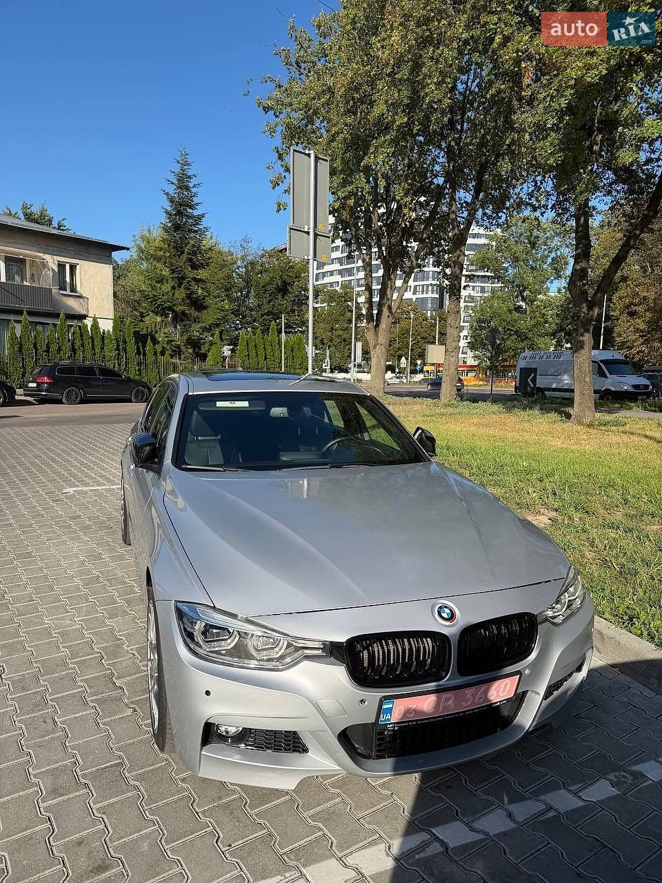 BMW 3 Series 2015 VIN WBA8E3G53GNT79772 фото оголошення 2 з 36