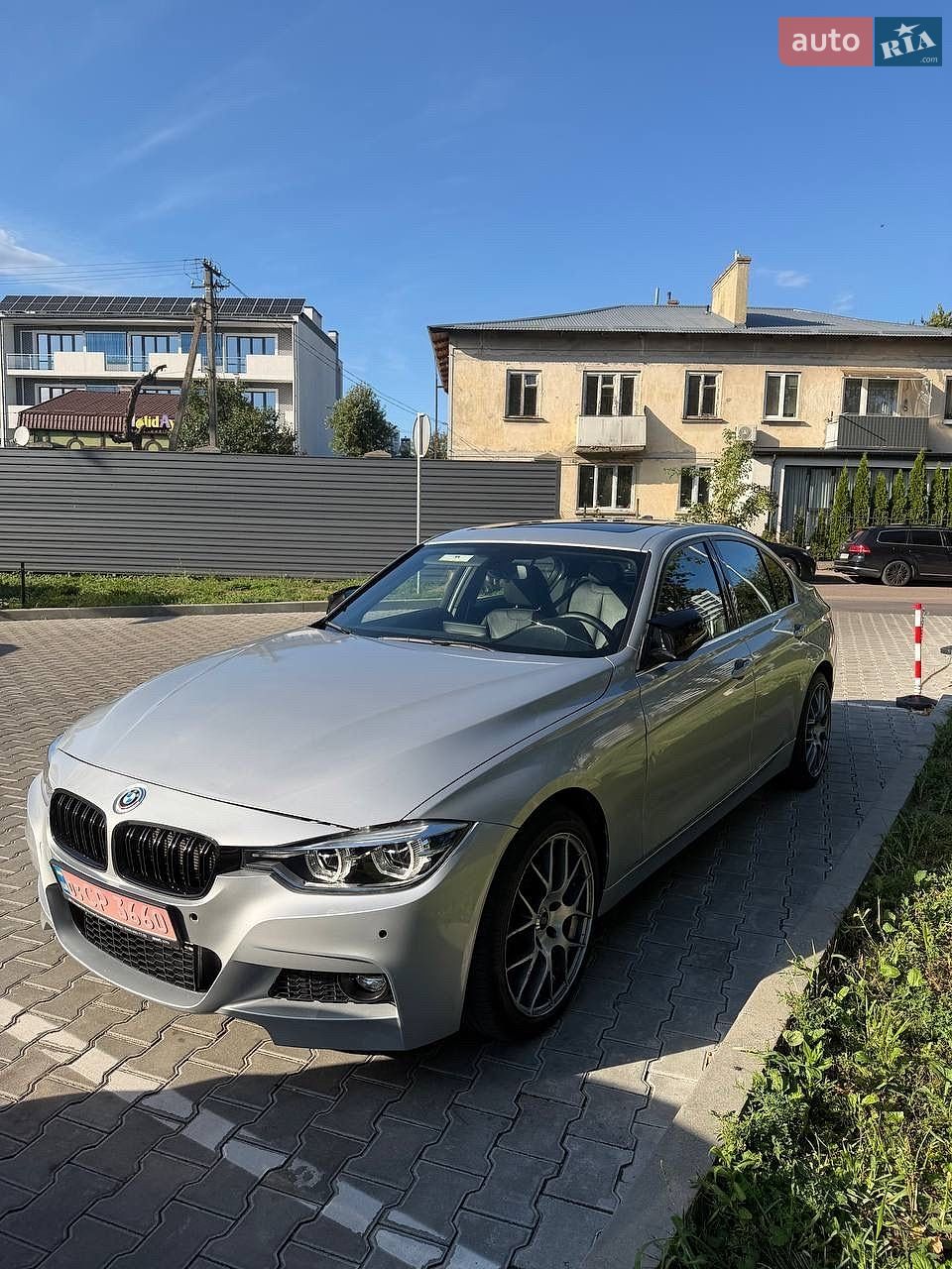 BMW 3 Series 2015 VIN WBA8E3G53GNT79772 фото оголошення 3 з 36