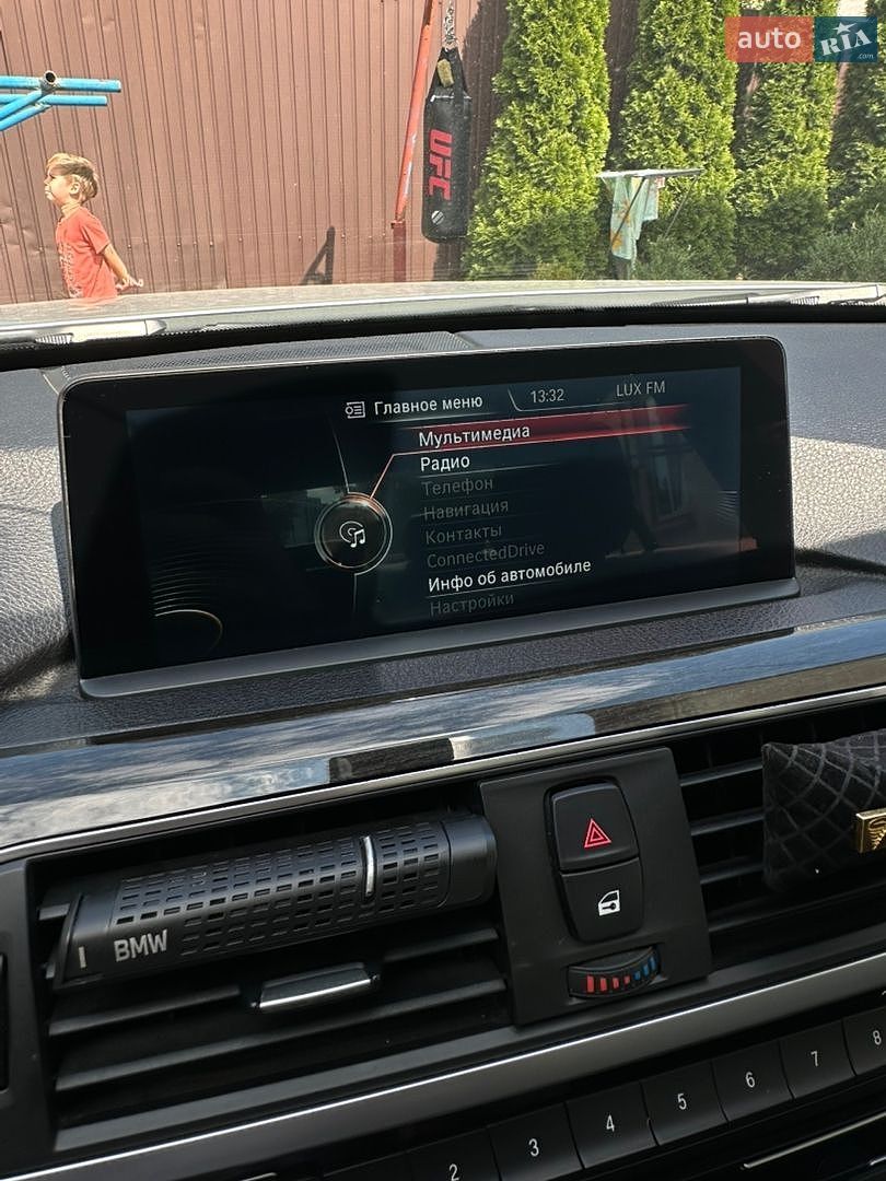 BMW 3 Series 2015 VIN WBA8E3G53GNT79772 фото оголошення 25 з 36