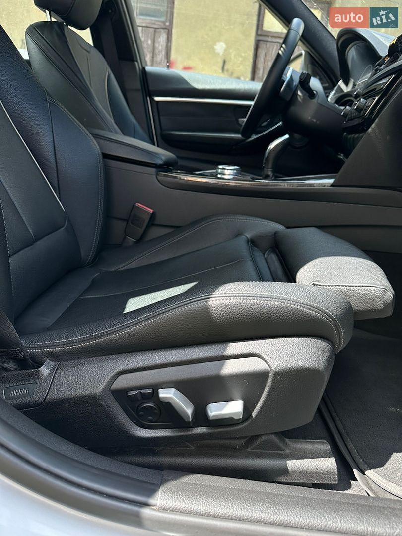 BMW 3 Series 2015 VIN WBA8E3G53GNT79772 фото оголошення 29 з 36