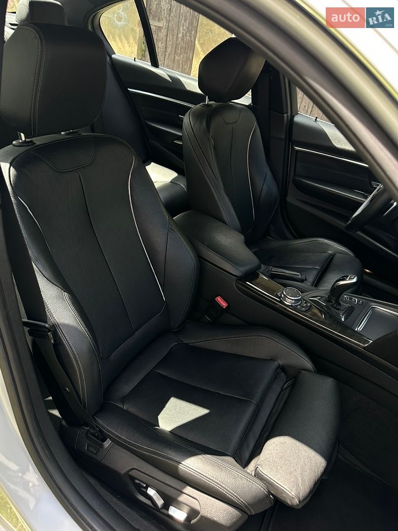 BMW 3 Series 2015 VIN WBA8E3G53GNT79772 фото оголошення 30 з 36