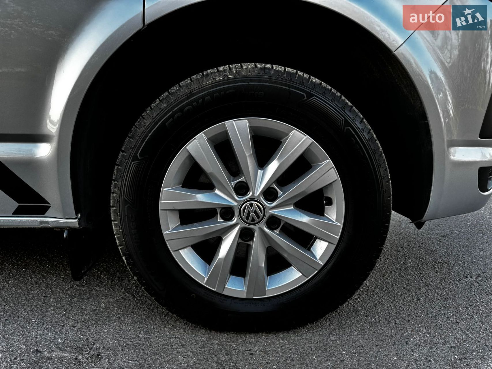 Volkswagen Transporter 2019 VIN WV1ZZZ7HZKX025813 фото оголошення 10 з 57
