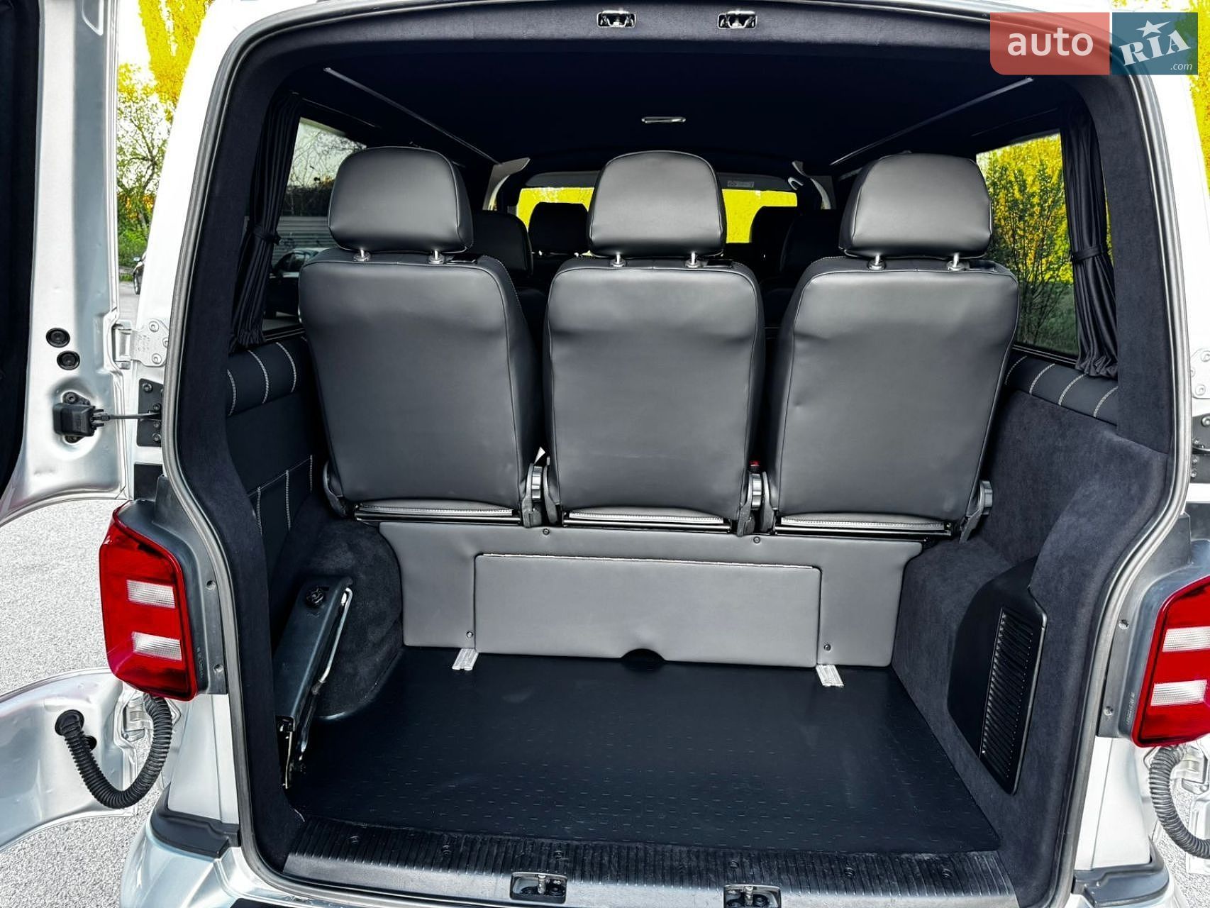 Volkswagen Transporter 2019 VIN WV1ZZZ7HZKX025813 фото оголошення 16 з 57