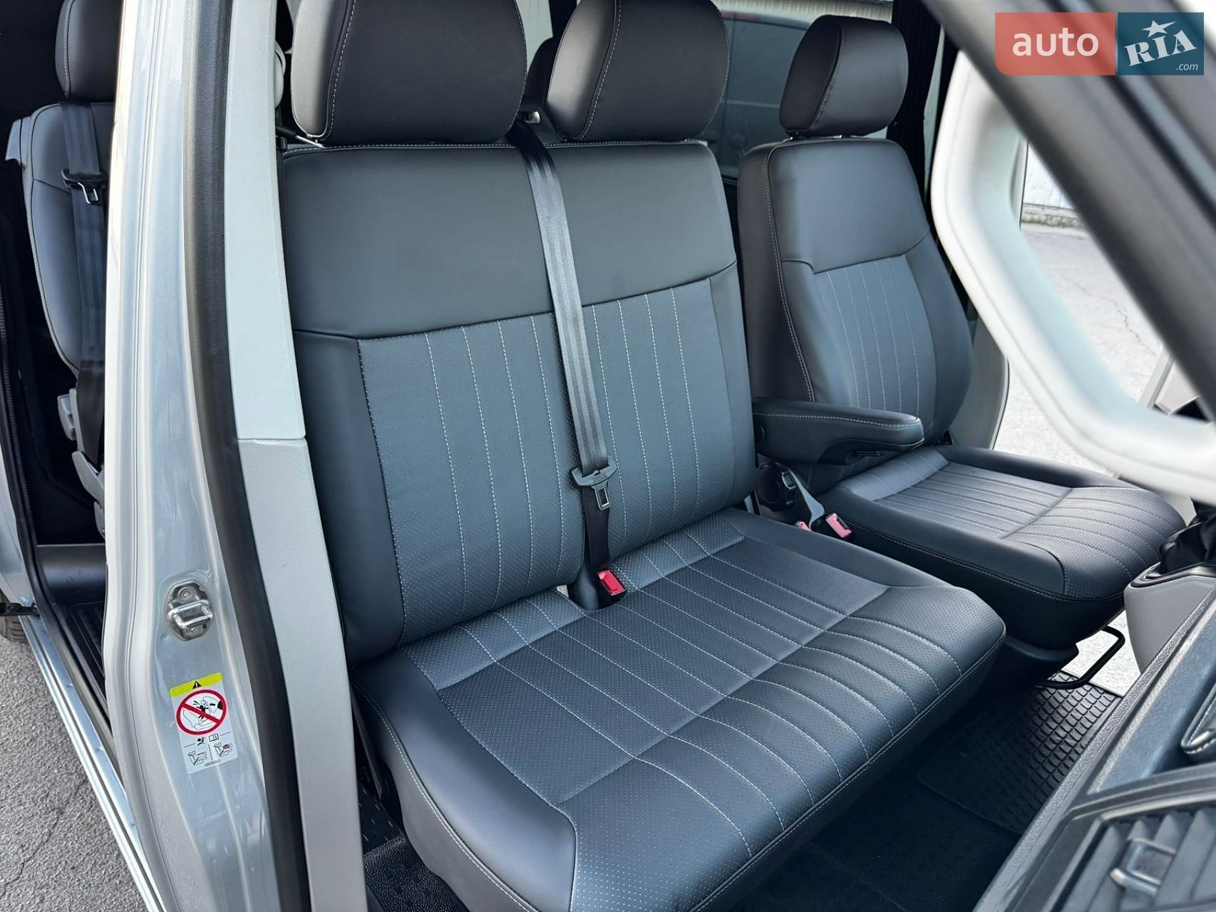 Volkswagen Transporter 2019 VIN WV1ZZZ7HZKX025813 фото оголошення 24 з 57