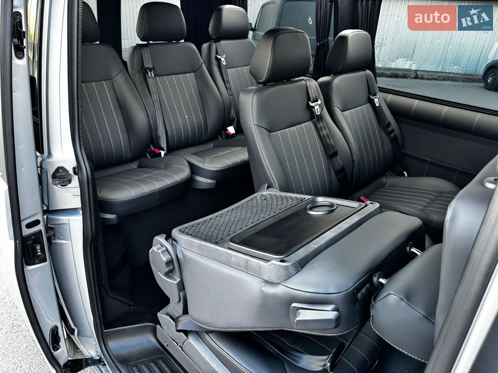 Volkswagen Transporter 2019 VIN WV1ZZZ7HZKX025813 фото оголошення 26 з 57