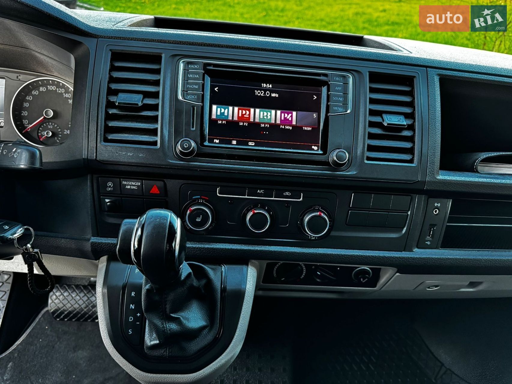Volkswagen Transporter 2019 VIN WV1ZZZ7HZKX025813 фото оголошення 36 з 57
