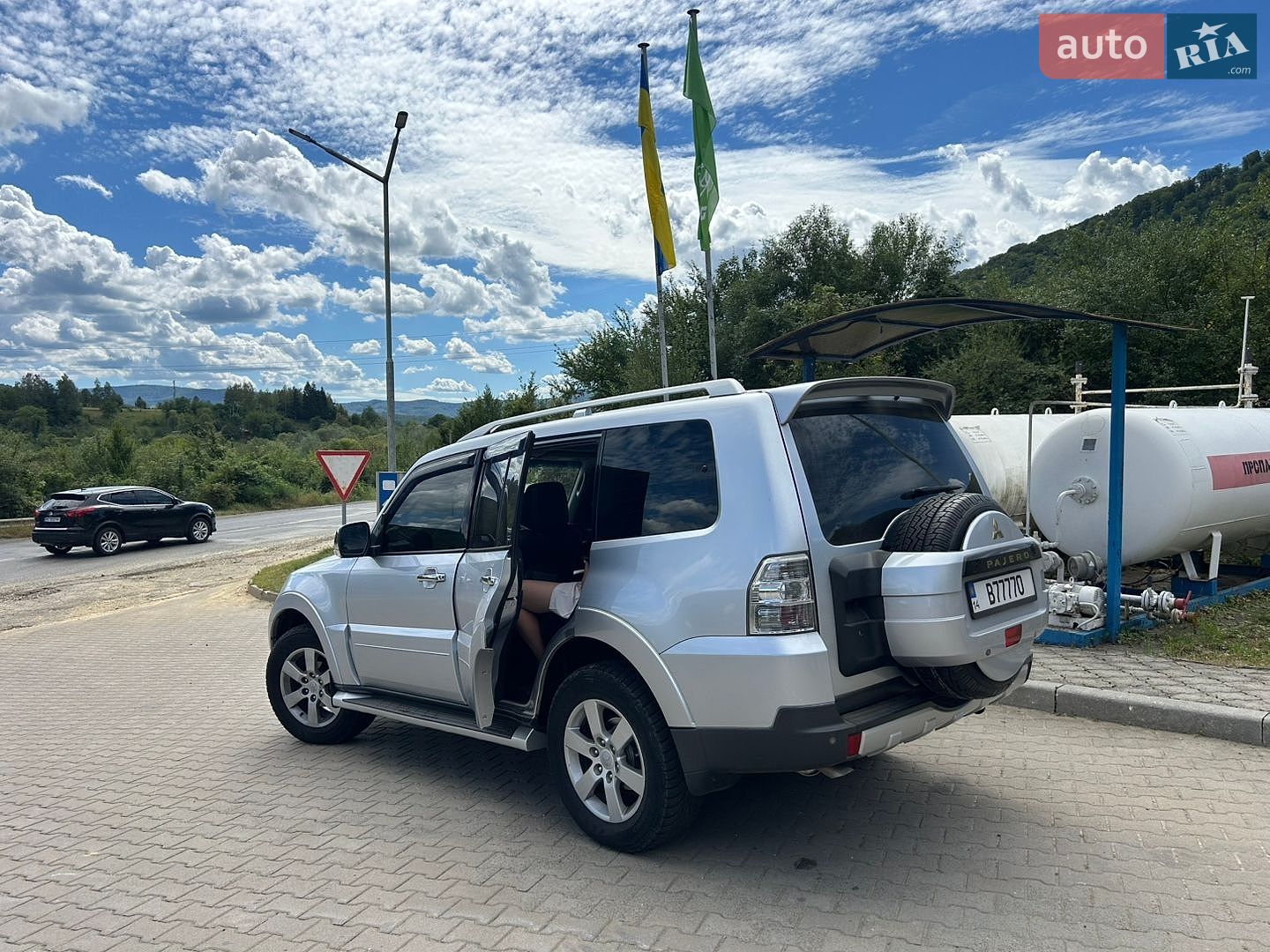 Mitsubishi Pajero 2008 VIN JMYLRV93W8J712759 фото оголошення 21 з 48
