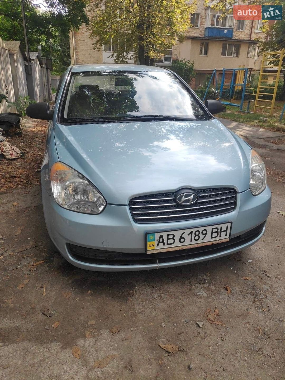Hyundai Accent 2010 VIN NLHCM41AAAZ187961 фото оголошення 2 з 14