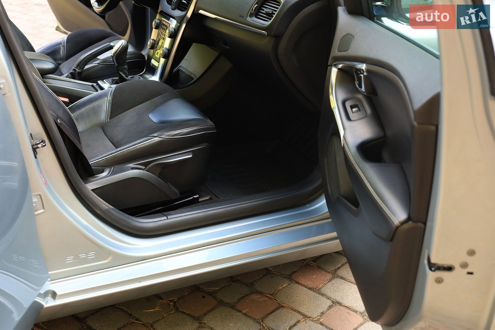 Volvo V40 2013 VIN YV1MV8461D2054411 фото оголошення 5 з 50