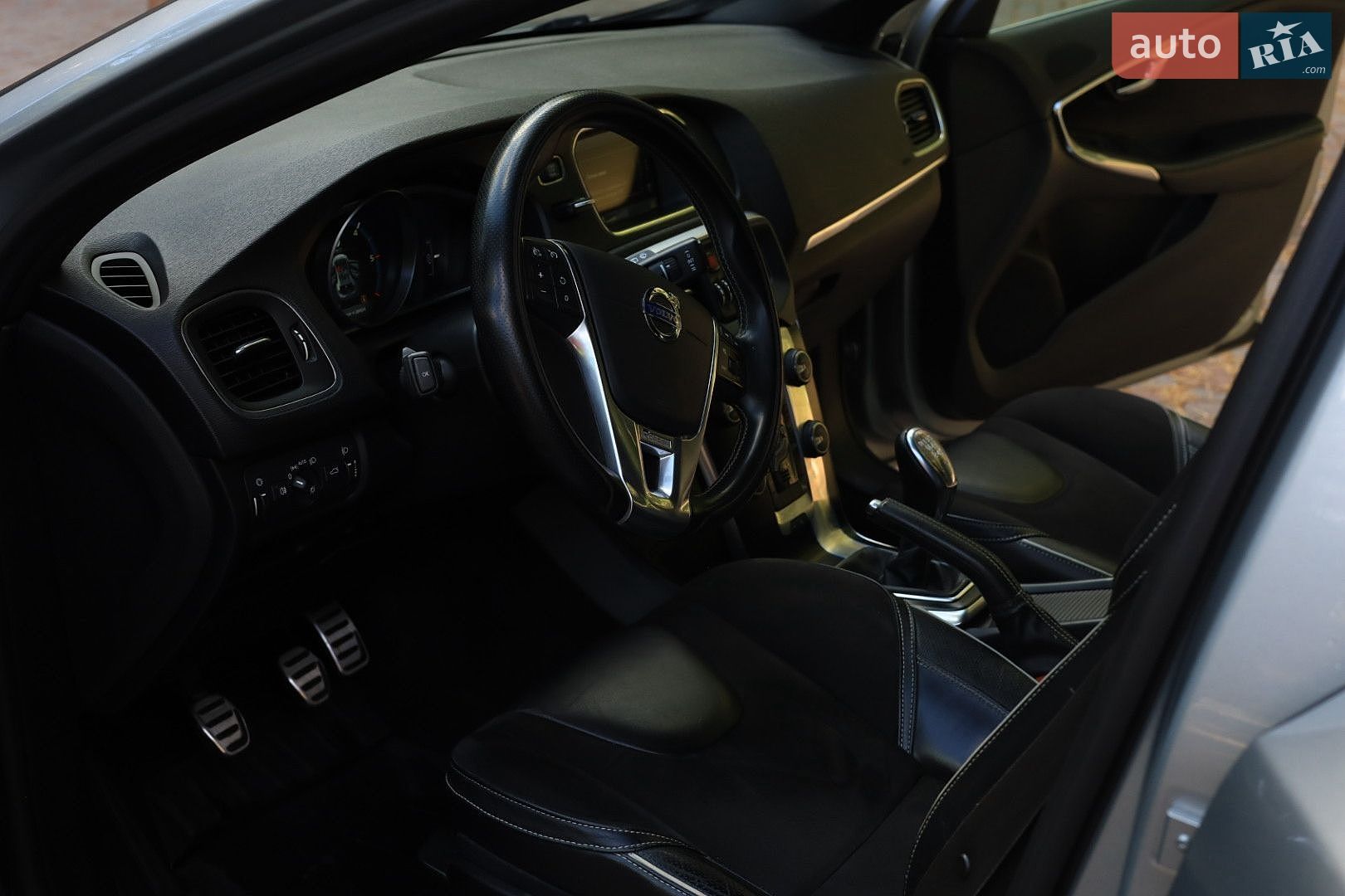 Volvo V40 2013 VIN YV1MV8461D2054411 фото оголошення 13 з 50