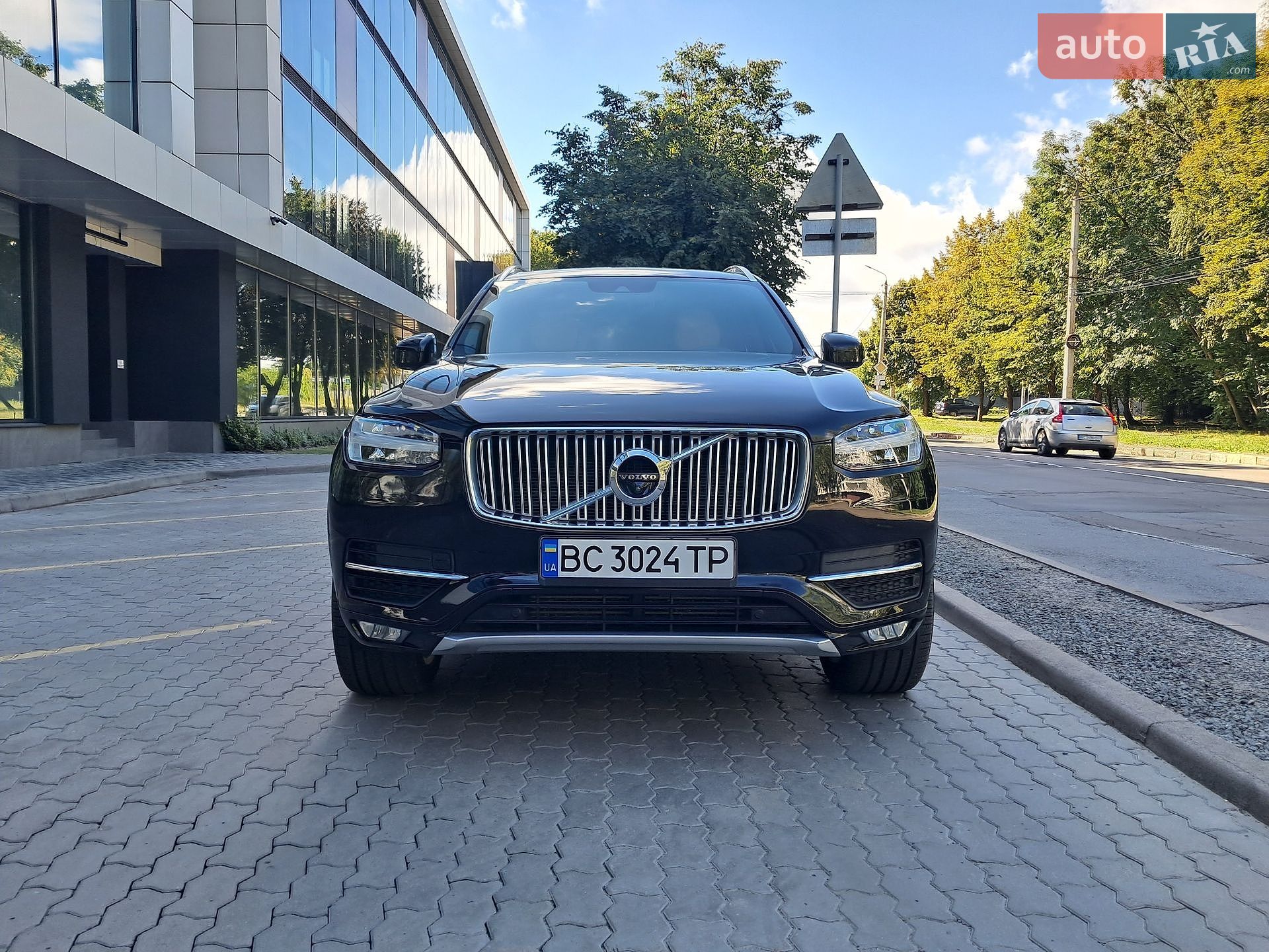 Volvo Xc90 2018 VIN YV4A22PL5J1366068 фото оголошення 4 з 52