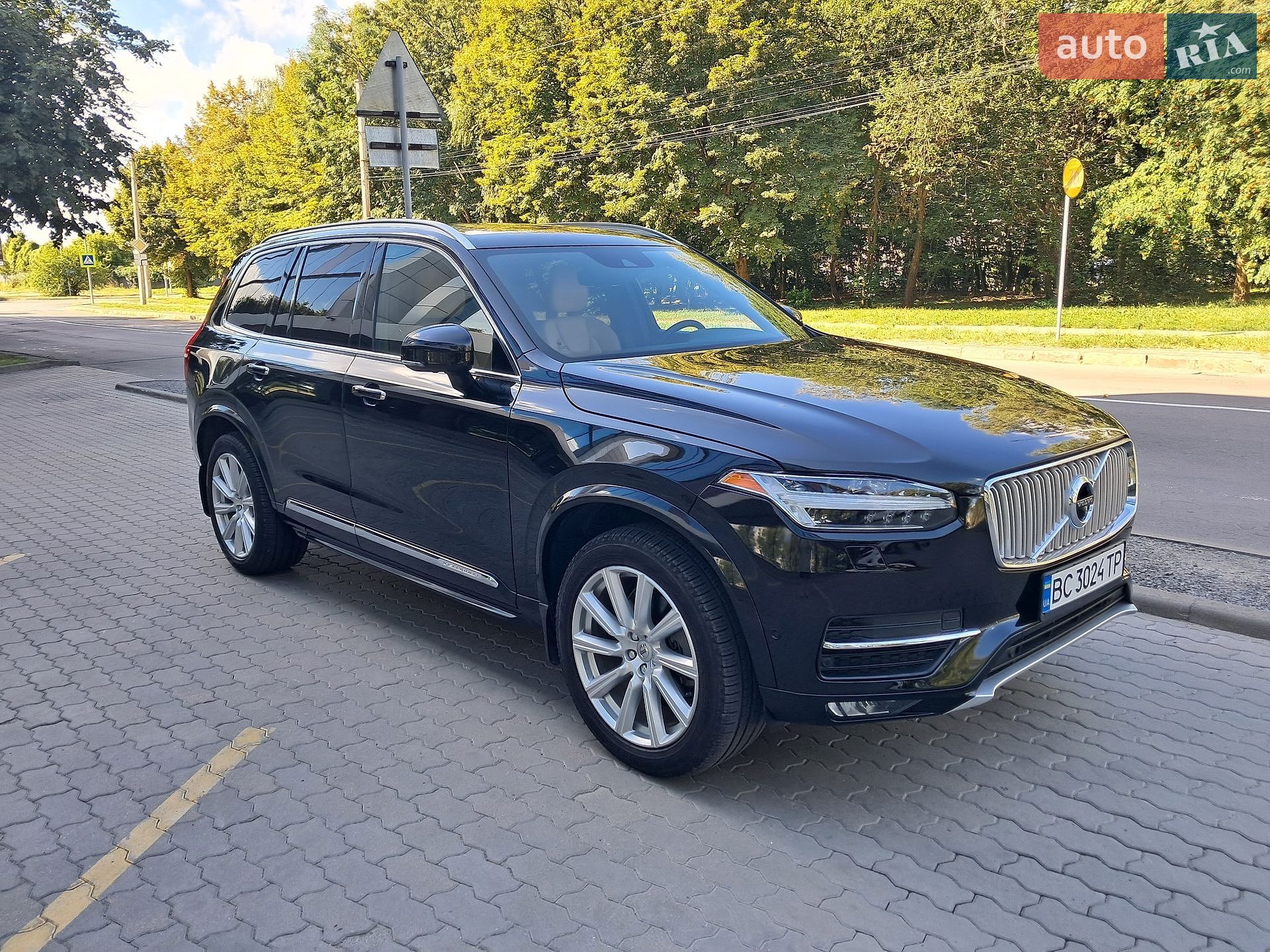Volvo Xc90 2018 VIN YV4A22PL5J1366068 фото оголошення 3 з 52